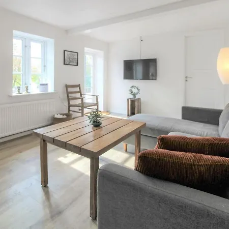 Holiday home Dolfine - 15km From The Sea In Western Jutland By Interhome
