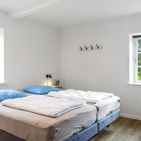 Holiday home Dolfine - 15km From The Sea By Interhome