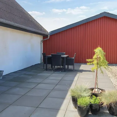 Dolfine - 15km From The Sea By Interhome * Skærbæk