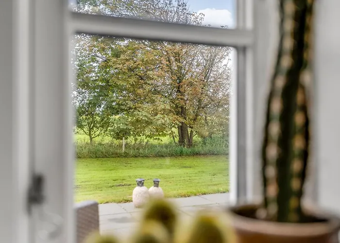 Vakantiehuis Dolfine - 15km From The Sea By Interhome *