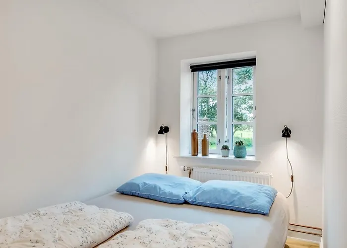 Vakantiehuis Dolfine - 15km From The Sea By Interhome *