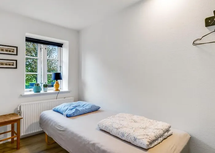 Dolfine - 15km From The Sea By Interhome Vakantiehuis *