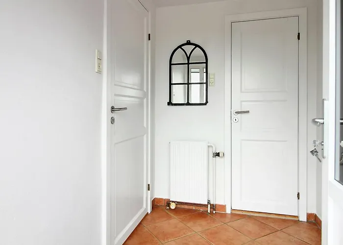 Dolfine - 15km From The Sea By Interhome *